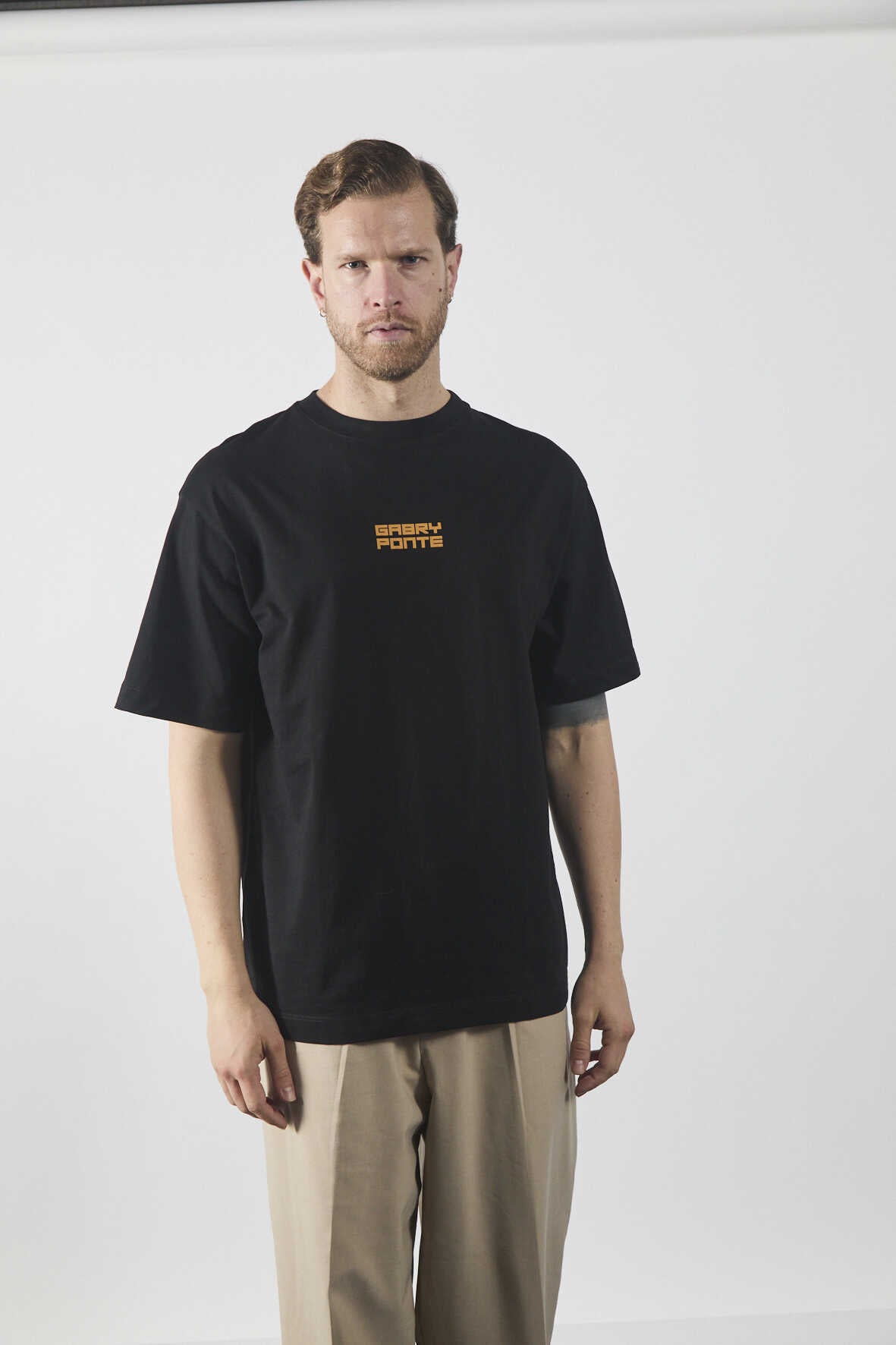 T-Shirt "CHE NE SANNO I 2000" NERO